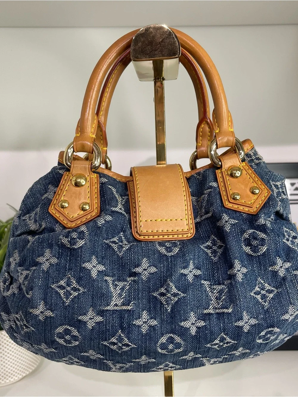 Louis Vuitton Blue Denim Monogram Pleaty